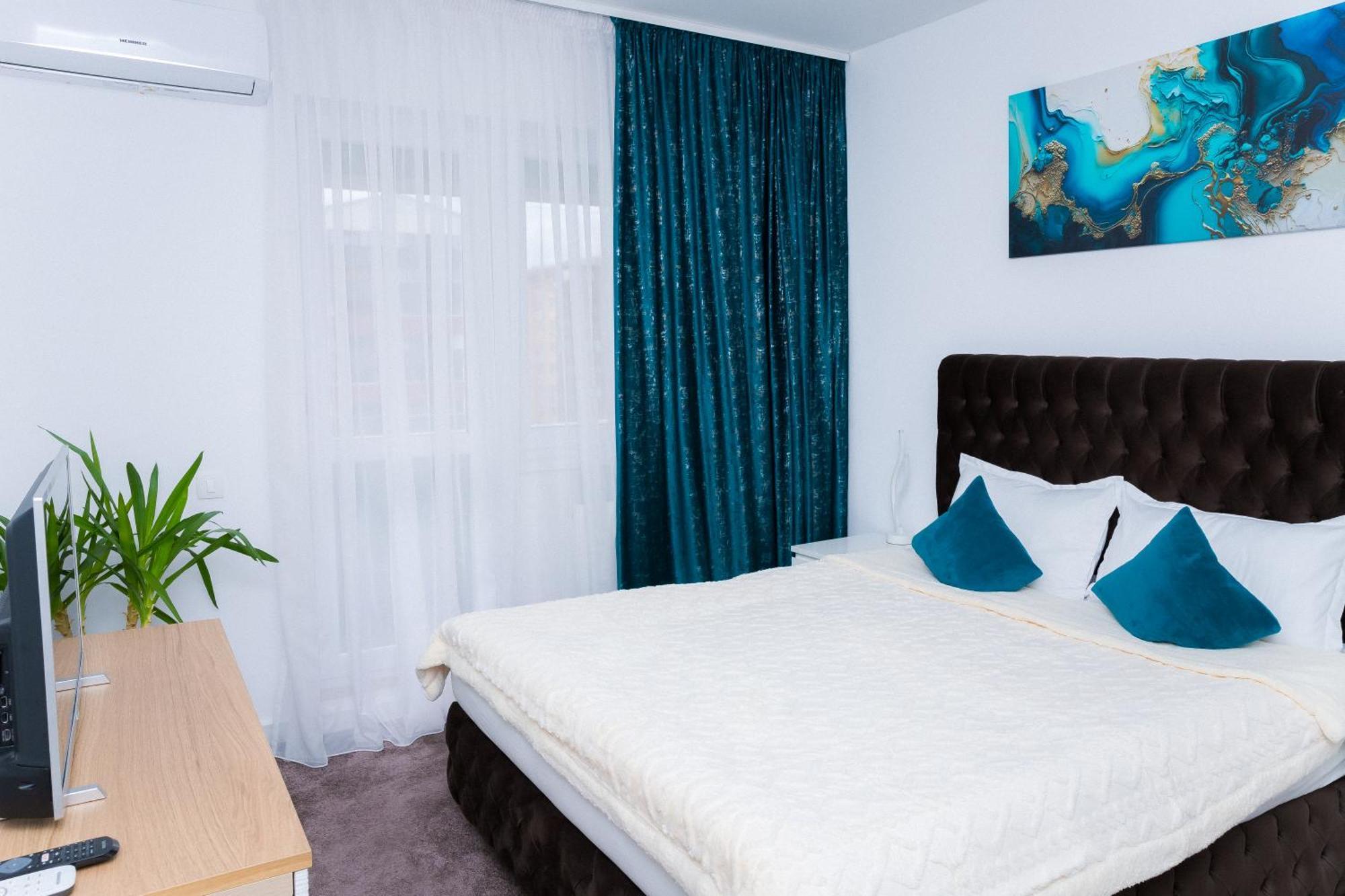 Elysian Urbanscape Brown, 2 Rooms, Near Bucharest Chiajna