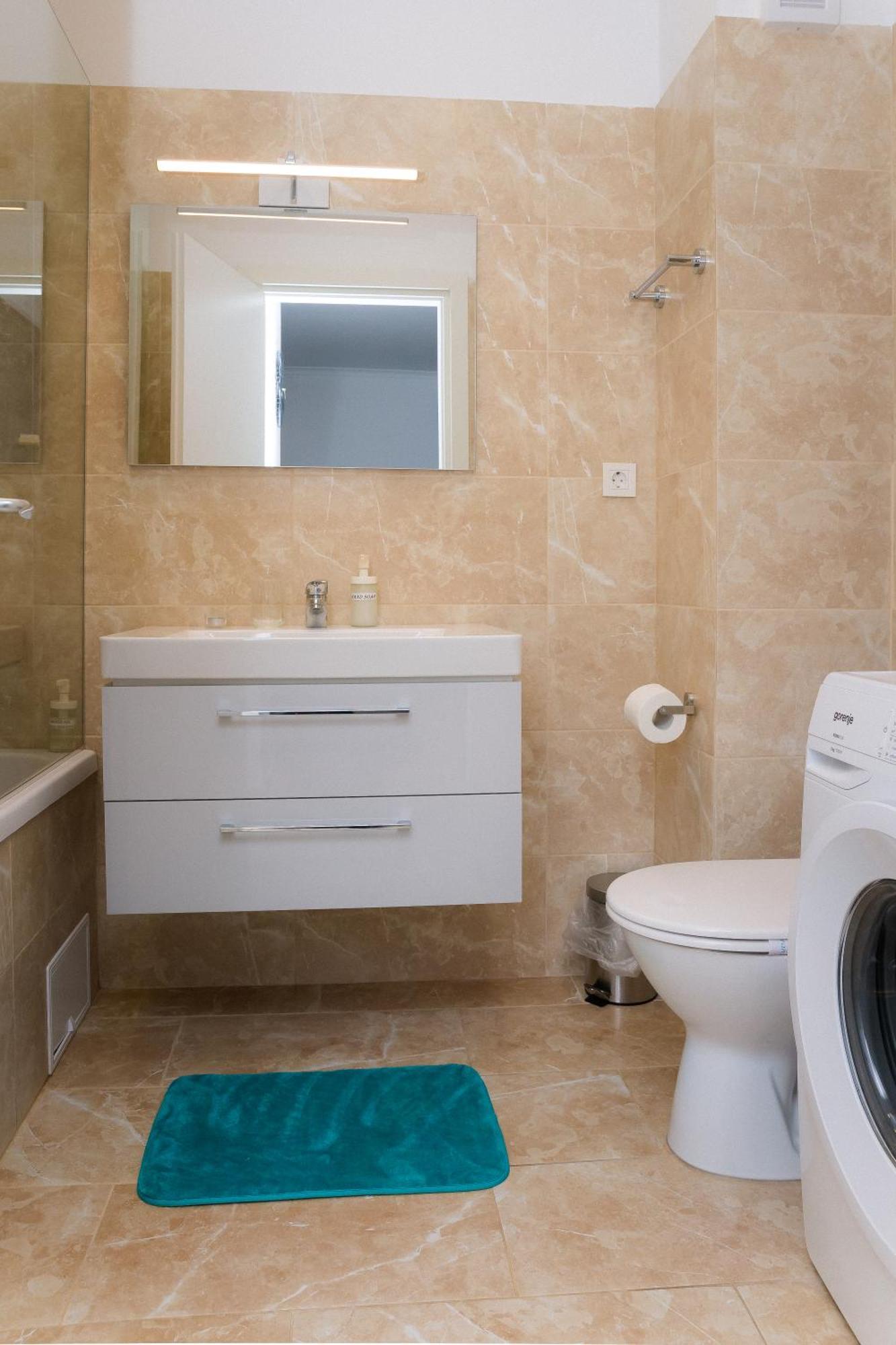 Appartement Elysian Urbanscape Brown, 2 Rooms, Near Bucharest Chiajna